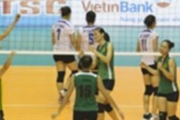 Làm bóng chuyền sạch