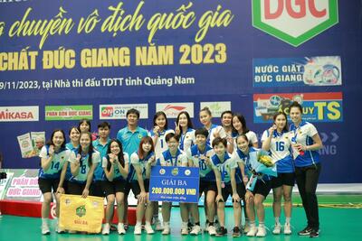 <a href="/tin-tuc/tin-tuc" title="Tin Tức" rel="dofollow">Tin Tức</a>